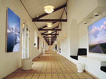 />
</div>

<div class=